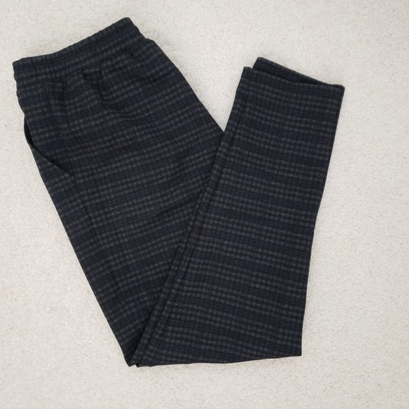 MAX STUDIO TRACK PANT - Picture 2 of 9